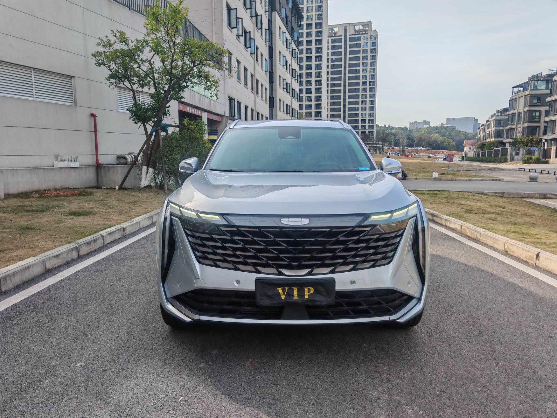 Geely Boyue L
